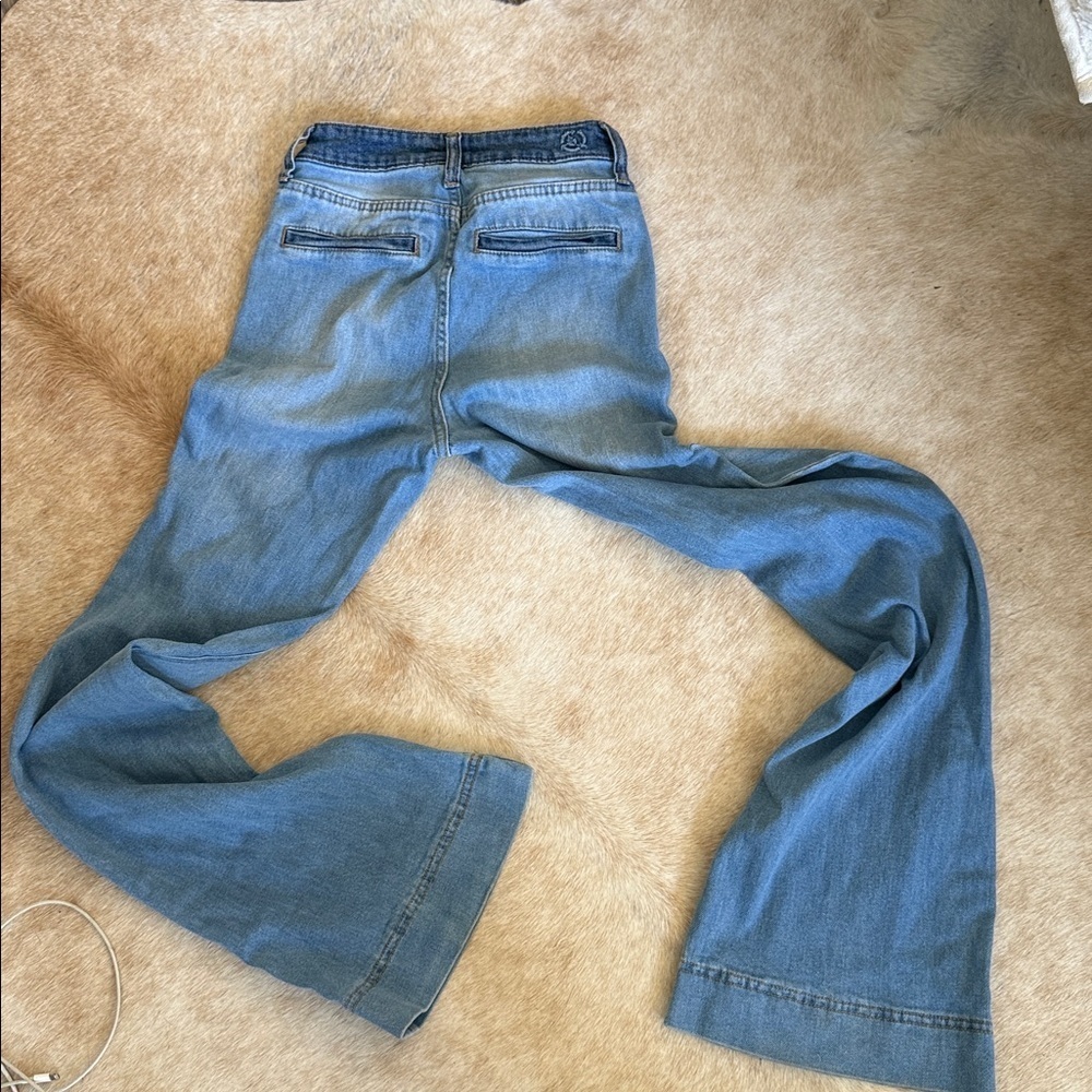 PTCL Women's Flare Jeans in Blue with Dark Pockets size 25 - Picture 9 of 14